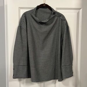 Zara Women’s Studio, size small.